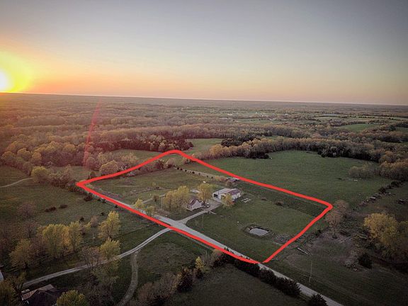 3rd image of 2121 County Road 362