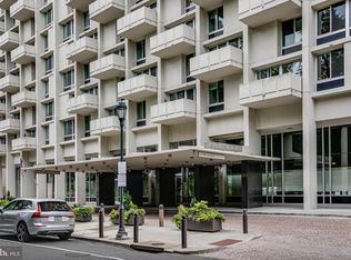 604 S Washington Sq APT 3105, Philadelphia, PA 19106