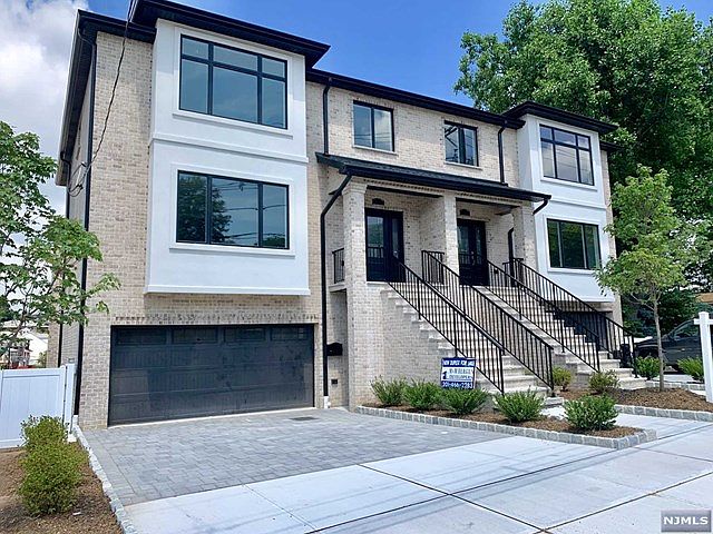 2021 Fletcher Ave Fort Lee Nj 07024 Mls 21013236 Zillow