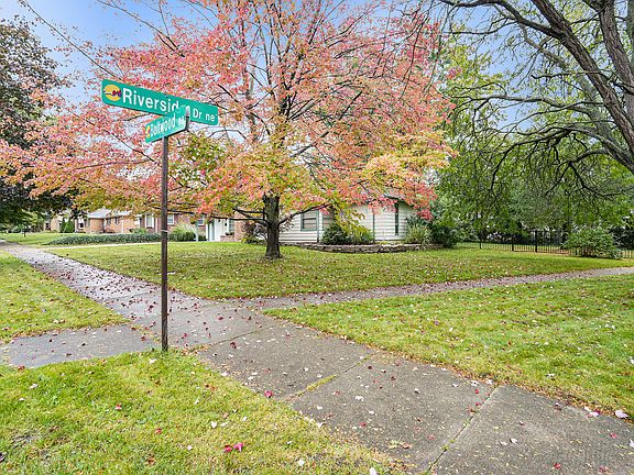 2nd image of 200 Boltwood Dr NE