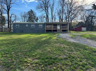 17 Switchboard Rd, Brush Creek, TN 38547