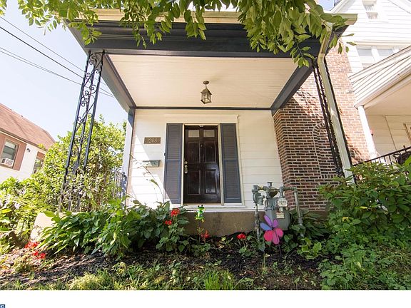 2nd image of 1208 Hollywood Ave