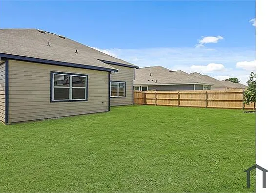 2416 Texas Ash Way — Photo 14