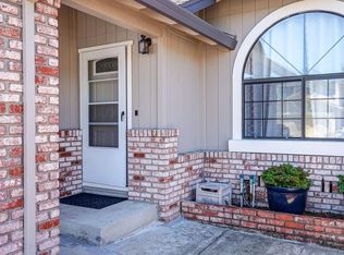 1415 Mathias Pl, Rohnert Park, CA 94928