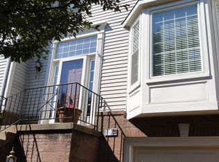 7003 Kings Manor Dr, Alexandria, VA 22315