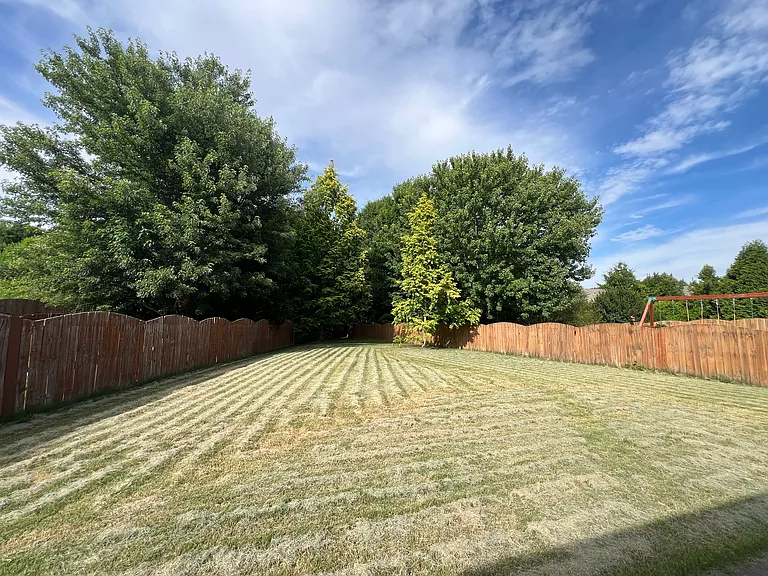 1429 Dairy Glen Dr — Photo 45