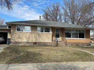 400 Gallaway St, Estevan, SK S4A0A9