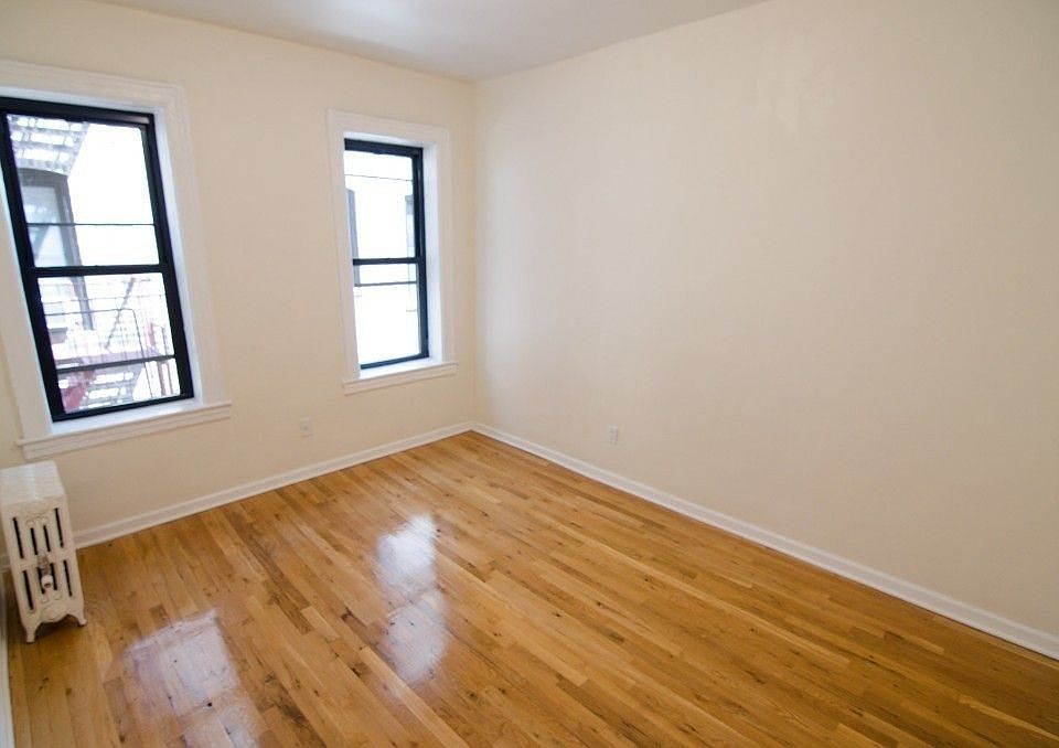 2nd image of 4408 47th Ave APT B3