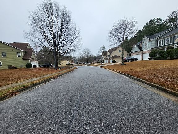 4th image of 3066 Robinson Forest Pl
