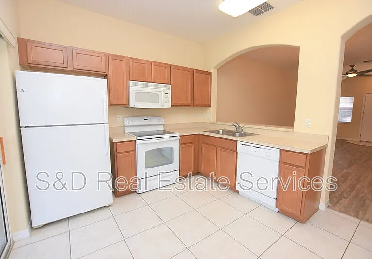 4116 Winding Vine Dr — Photo 6