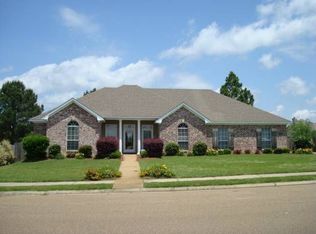 203 Park Ridge Dr, Brandon, MS 39042