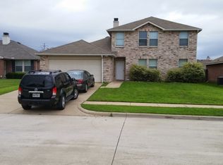 2148 Dayton Ln, Grand Prairie, TX 75052