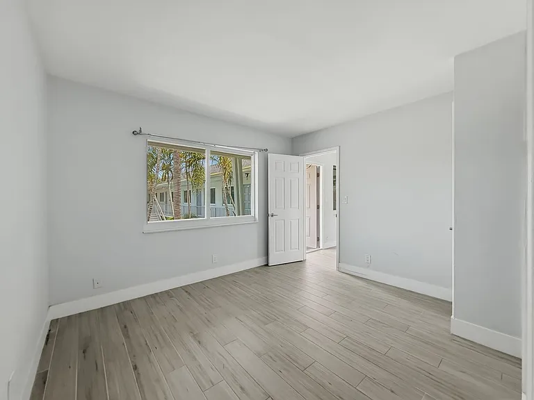Riverview South Apartments — Photo 19