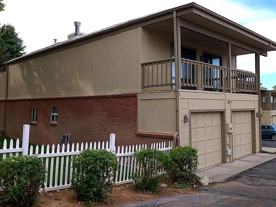 North side of property, parking lot and front entrance.