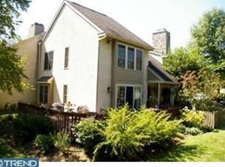 425 Chandlee Dr, Berwyn, PA 19312