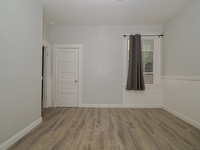 1535 Larkin St #B — Photo 5