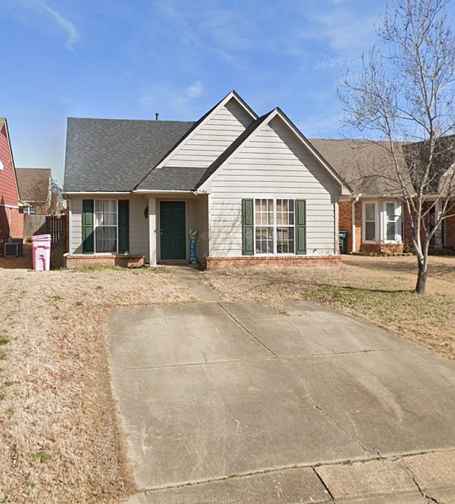1st image of 5346 Russell Dr