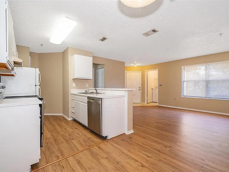 956 Salt Pond Pl #306 — Photo 7