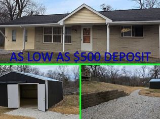 3125 Phils Dr, High Ridge, MO 63049