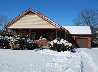 1014 E 1st St, Greenfield, IN 46140