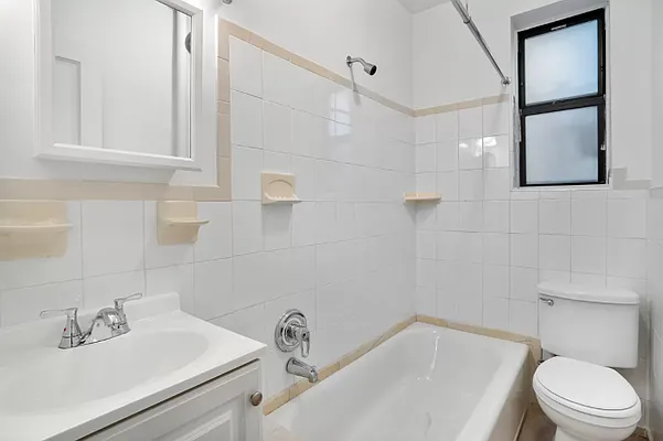 Rented by Platinum Properties | media 11