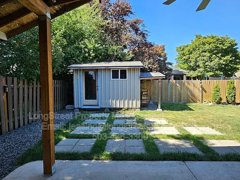8645 SW Avery St — Photo 7