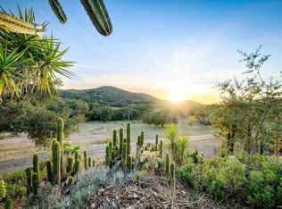 17550 Bear Valley Ln, Escondido, CA 92027