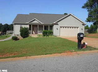 10 Gratiot Ln, Greer, SC 29651