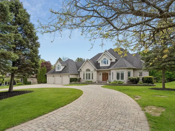 480 Coventry Hill Trl, Newmarket, ON L3X 2A1