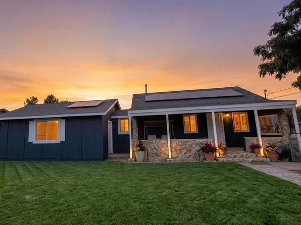 889 Pennsylvania Ave, Beaumont, CA 92223