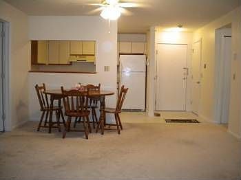 4th image of 325 Candlewood Park