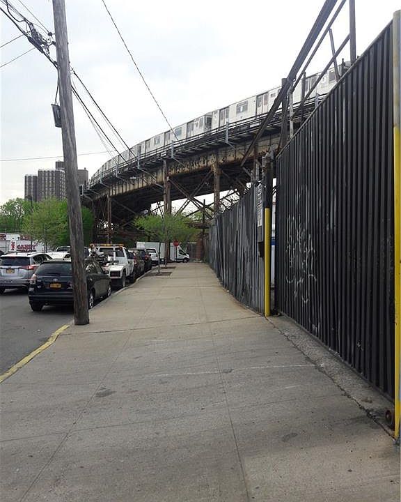 1st image of 1115 E 179th St