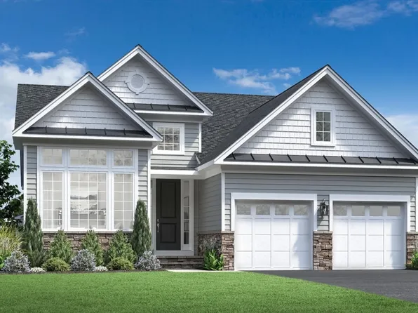 19 Fairway Ln #53, Lynnfield, MA 01940