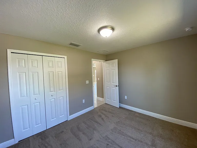 10121 SE 67th Ter — Photo 32
