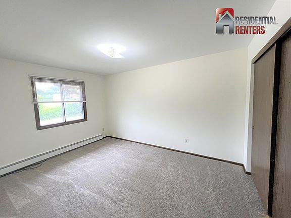 3rd image of 10450 W Fond Du Lac Ave #9