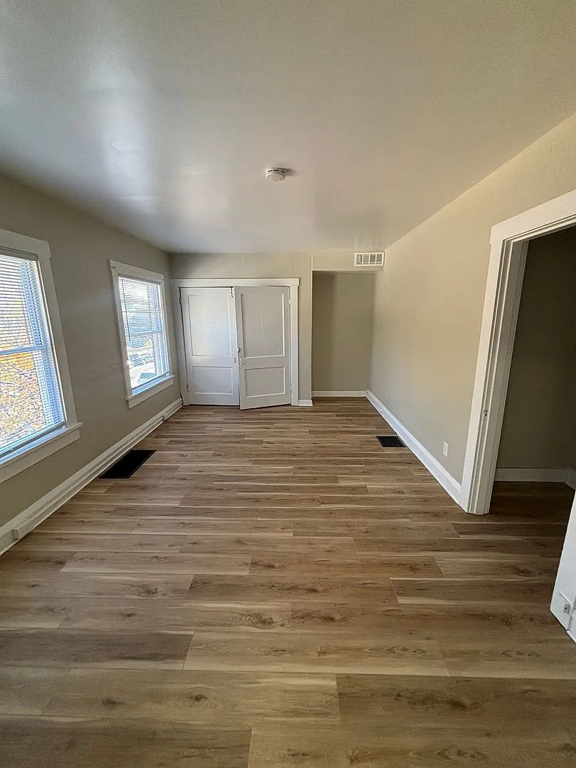 2091 Iuka Ave # B — Photo 3