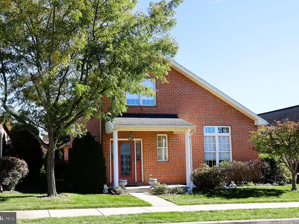 650 Trafalgar Dr, Hagerstown, MD 21742
