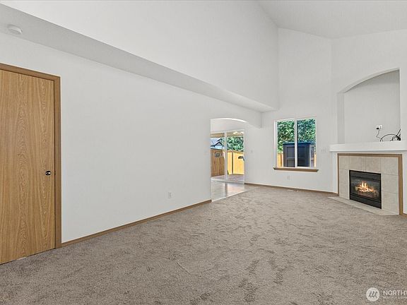 5th image of 2309 179th St Court E