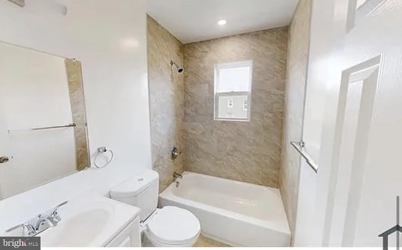 3 bed, $2,850 — Photo 4