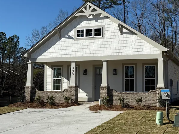 140 Huntley Ridge Dr, Pelham, AL 35124