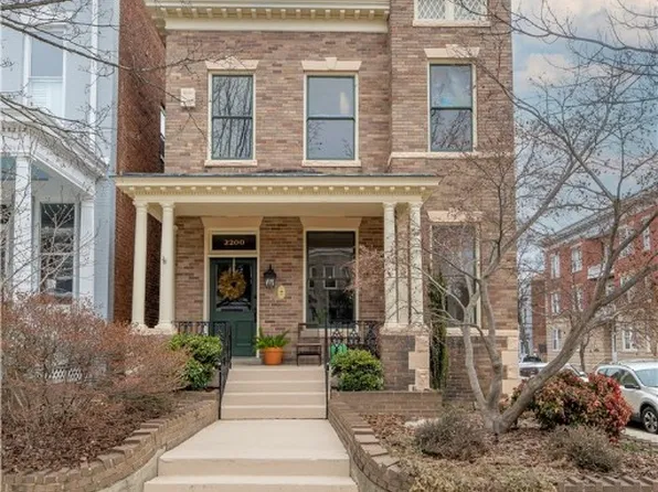 2200 W Grace St, Richmond, VA 23220