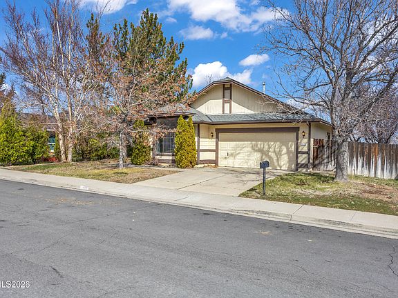 2nd image of 1820 Terrace Heights Ln