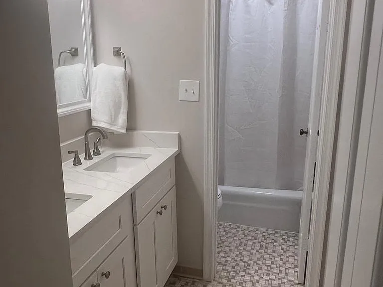 1197 Meadow Green Ln — Photo 38