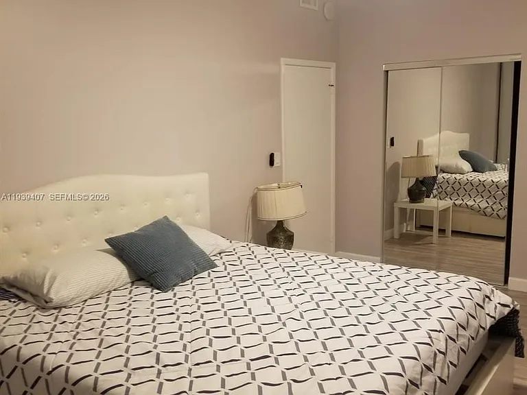 2500 Parkview Dr #2517 — Photo 11