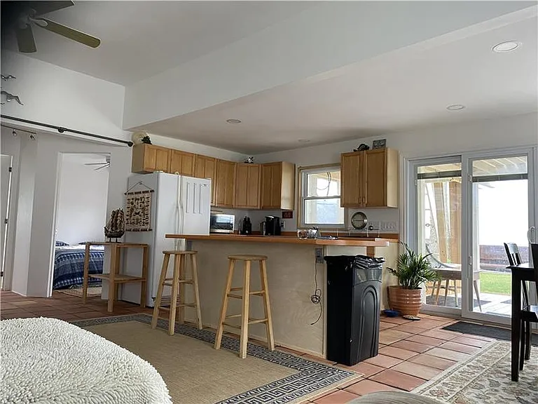 824 Point Pelee Dr — Photo 15