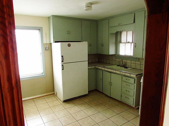Cute kitchen; tile floors