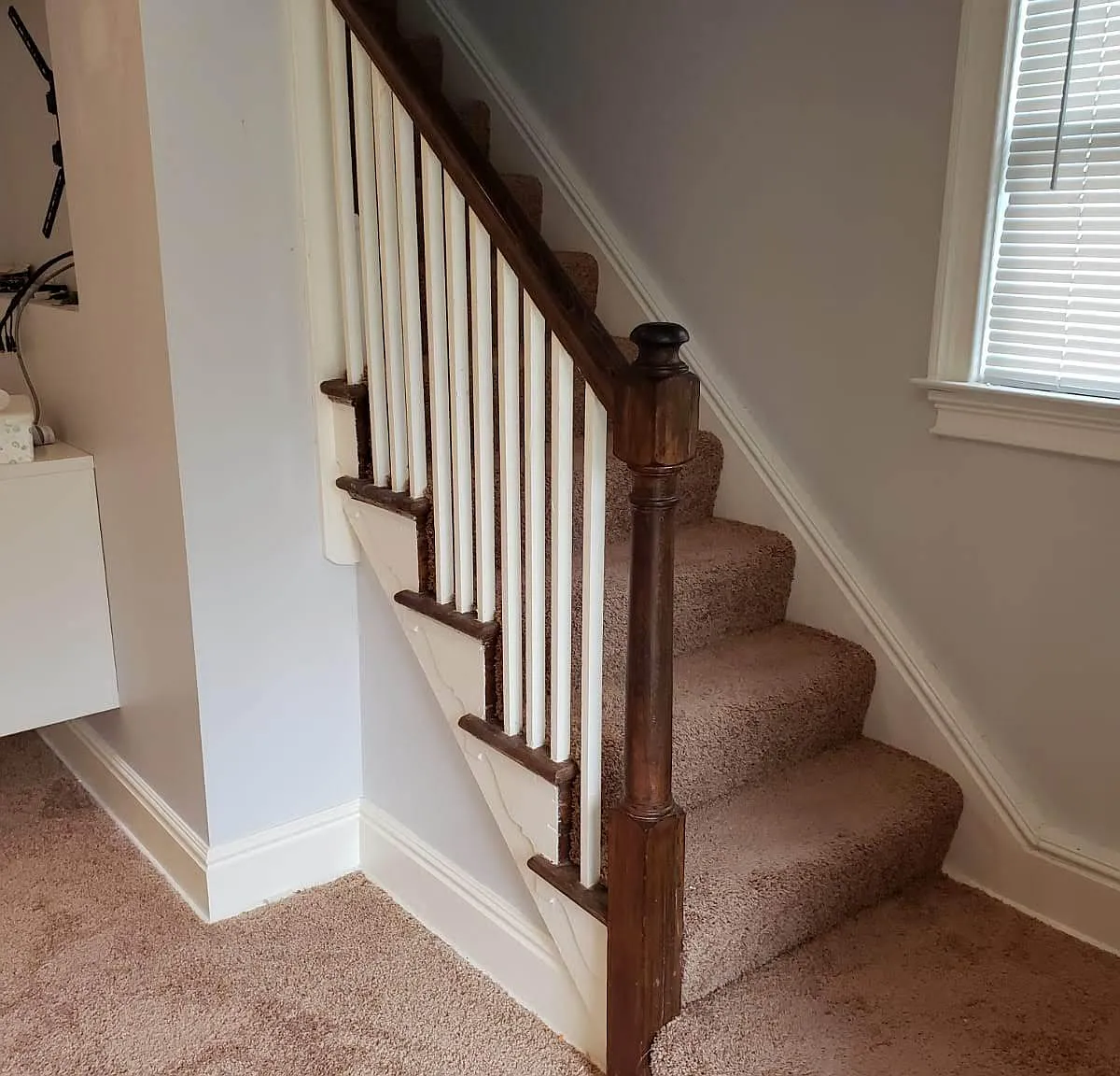 574 Foxhall Pl SE — Photo 2