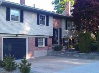 32 Wyndham Ave, Providence, RI 02908