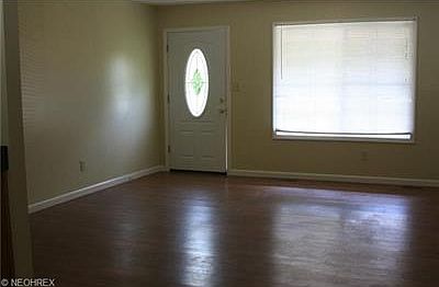 4th image of 3688 Elmhurst Ct