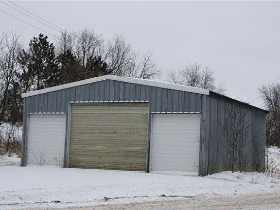 2nd image of 811 Hewett St